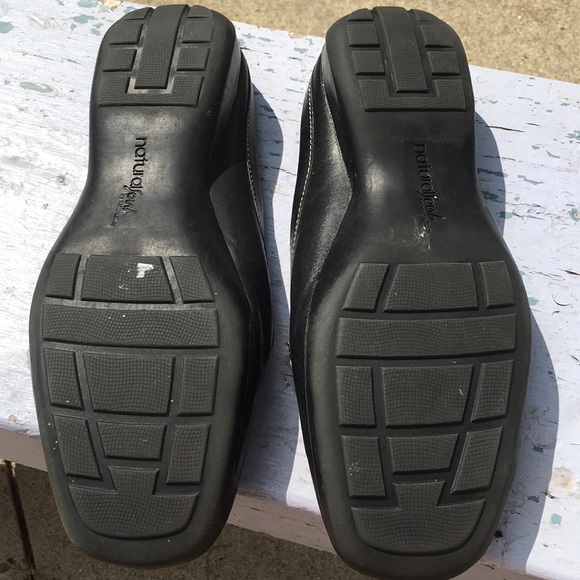 Natural soul by Naturalizer leather driving mocs - Picture 3 of 8